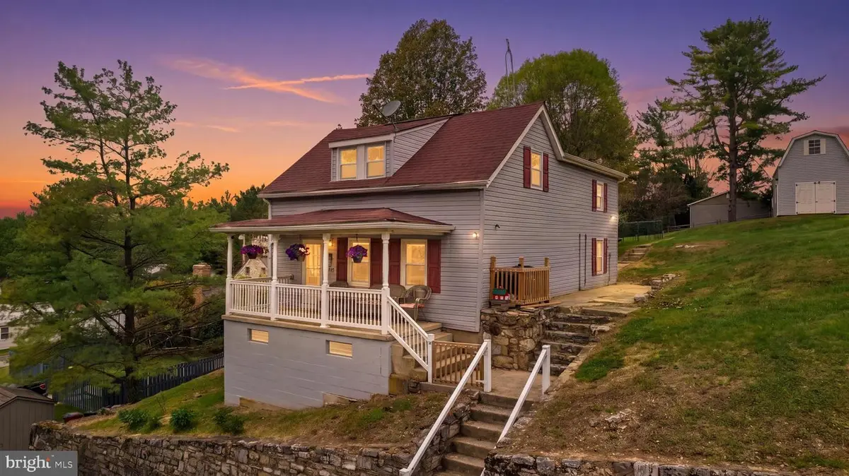 205 E Antietam St, Sharpsburg, MD 21782 - #1