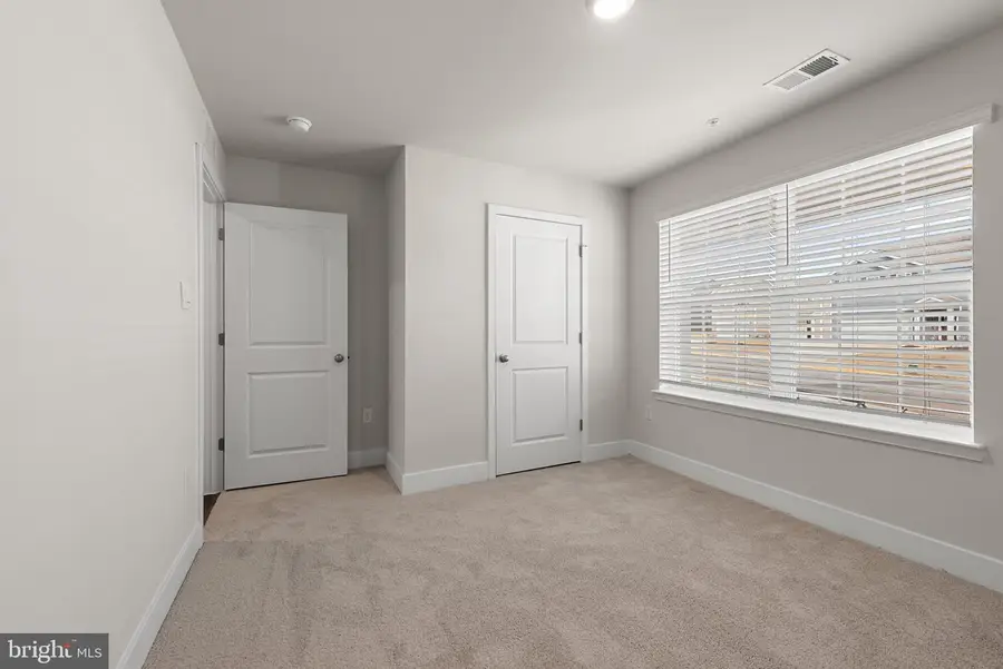 640 Armstrong Ave, Hagerstown, MD 21740 - #3