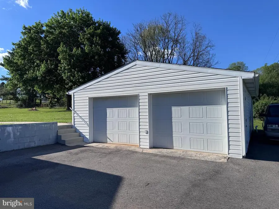 10031 Beaver Creek Church Rd, Hagerstown, MD 21740 - #2