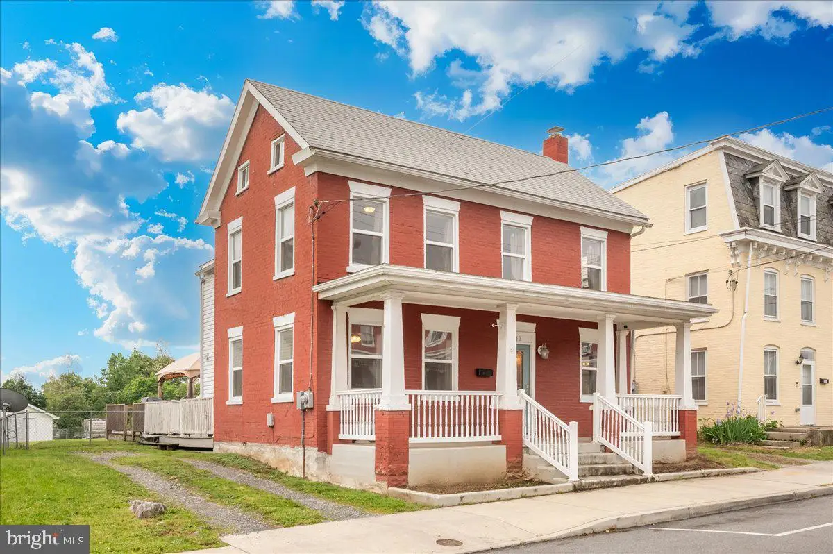 343 Jefferson St, Hagerstown, MD 21740 - #1