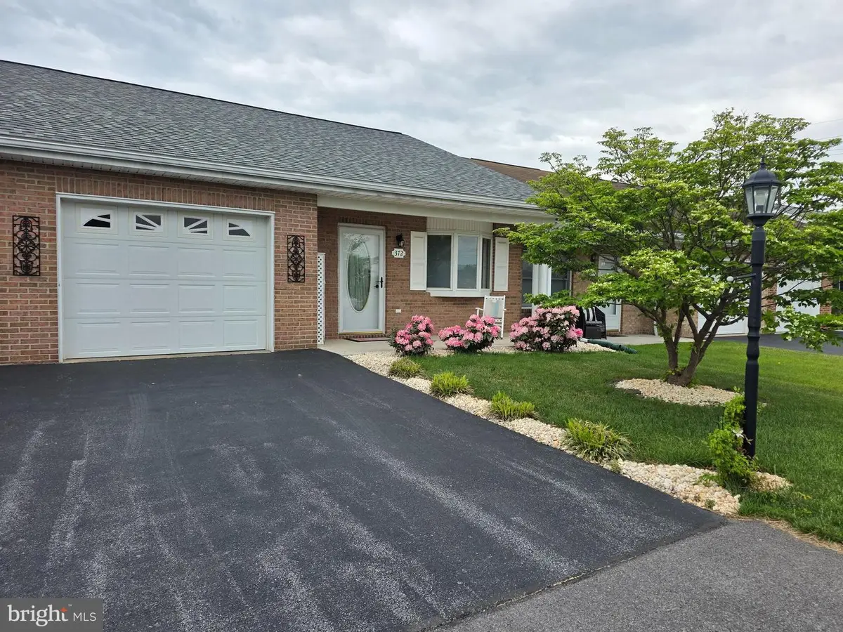 372 Winding Oak Dr, Hagerstown, MD 21740 - #1