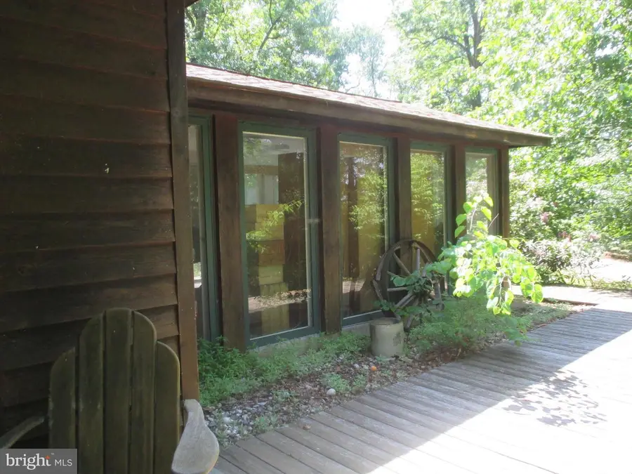5049 Smith Rd, Rohrersville, MD 21779 - #2