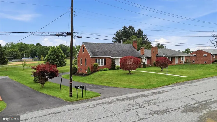 12421 Nesbitt Ave, Clear Spring, MD 21722 - #3