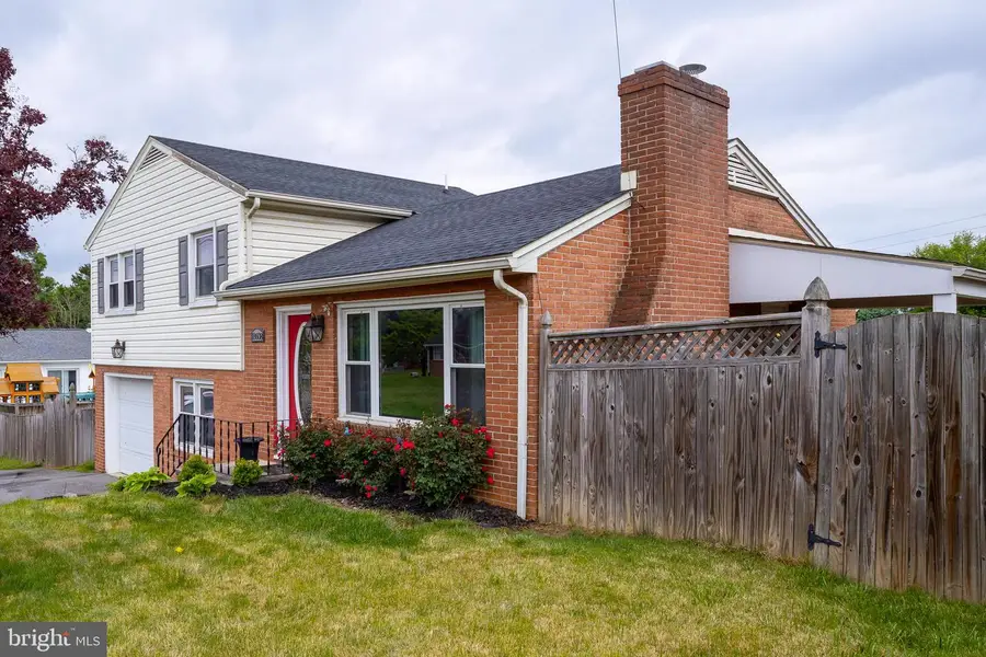 18608 Maugans Ave, Hagerstown, MD 21742 - #2
