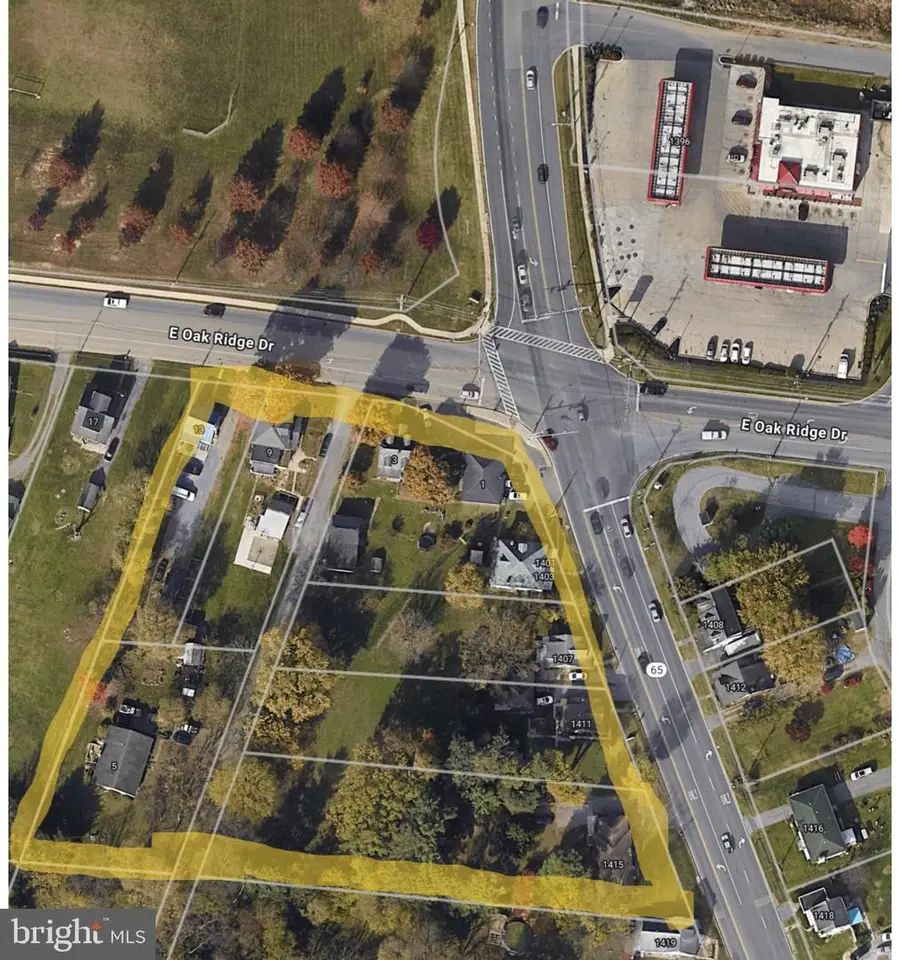 3 Oak Ridge Dr, Hagerstown, MD 21740 - #2