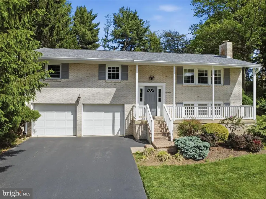 17 Bittersweet Dr, Hagerstown, MD 21740 - #2