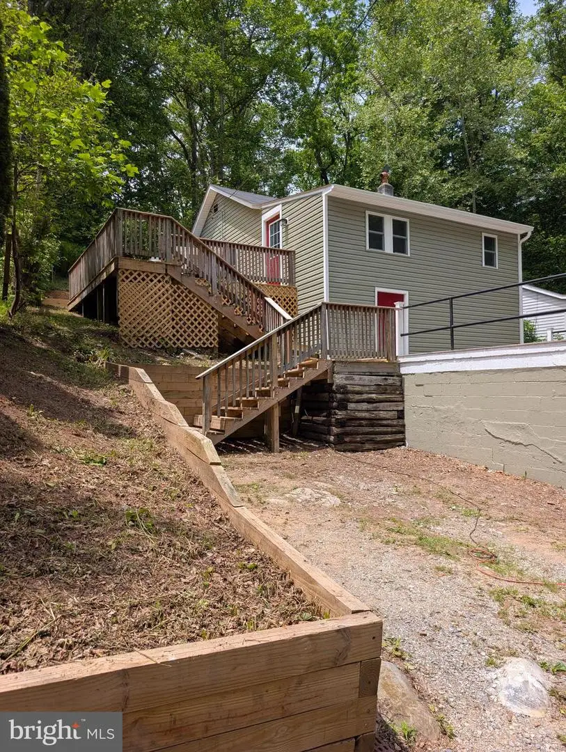 17414 Millers Sawmill Rd, Sharpsburg, MD 21782 - #1