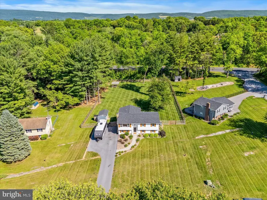 21609 Kelso Dr, Hagerstown, MD 21742 - #2