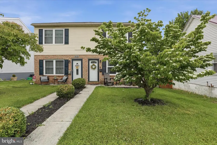 917 Oak St, Hagerstown, MD 21740 - #2