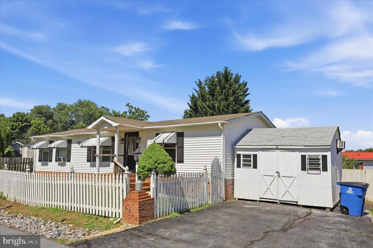 16256 Mcgregor Dr, Hagerstown, MD 21740 - #1