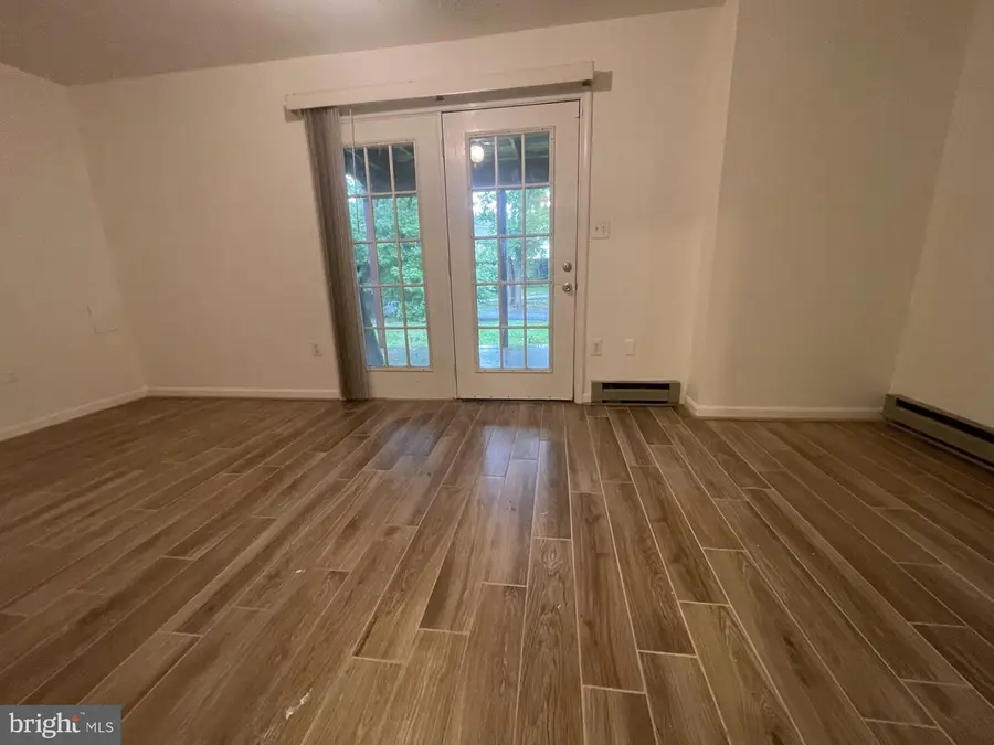 1323 Lindsay Ln, Hagerstown, MD 21742 - #3