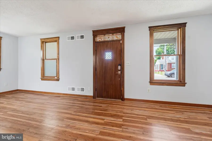 1006 Salem Ave, Hagerstown, MD 21740 - #3