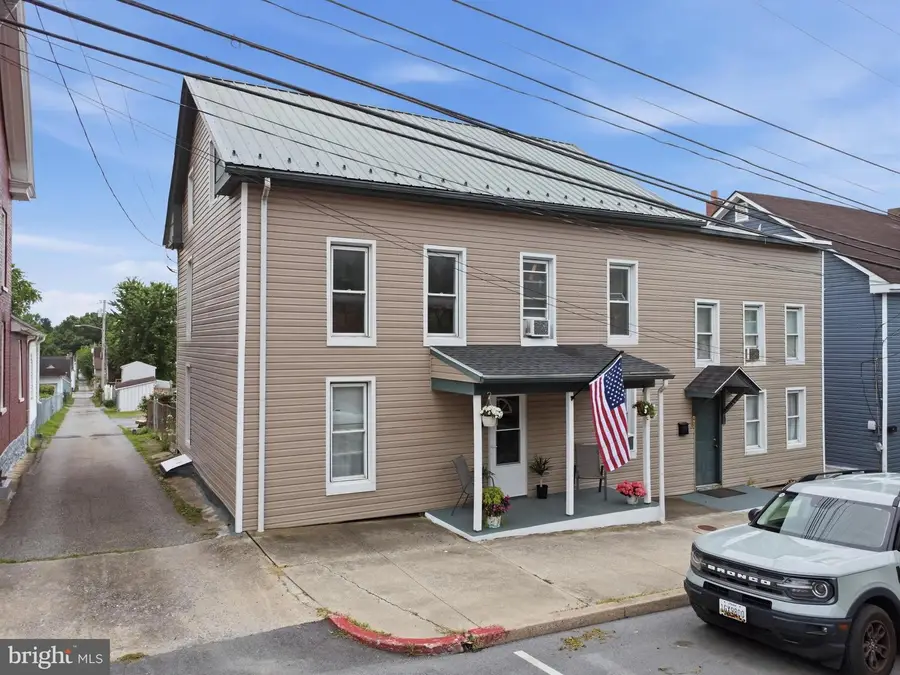 38 W Potomac St W, Williamsport, MD 21795 - #3