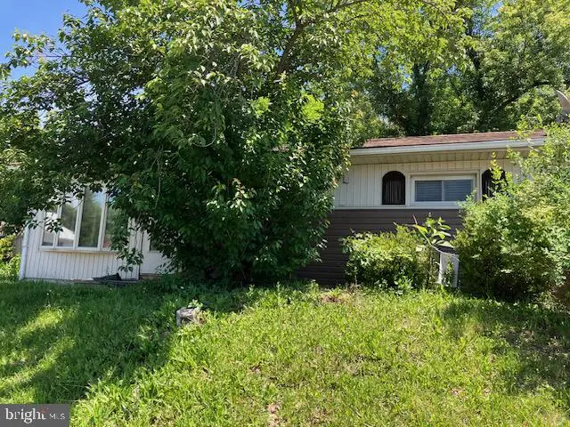 216 Fulton St, Hancock, MD 21750 - #2
