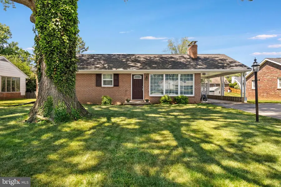 11 Catawba Pl, Hagerstown, MD 21742 - #2