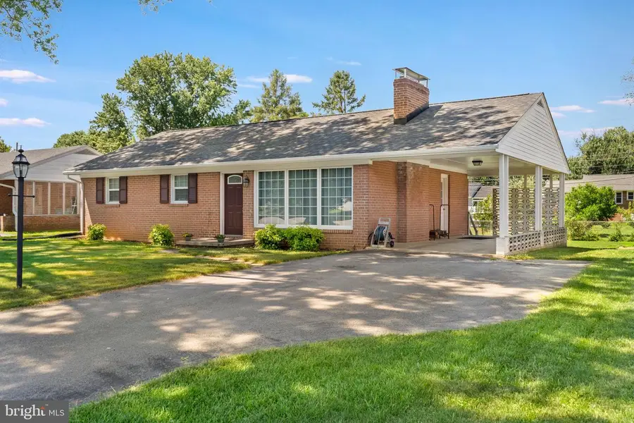 11 Catawba Pl, Hagerstown, MD 21742 - #3