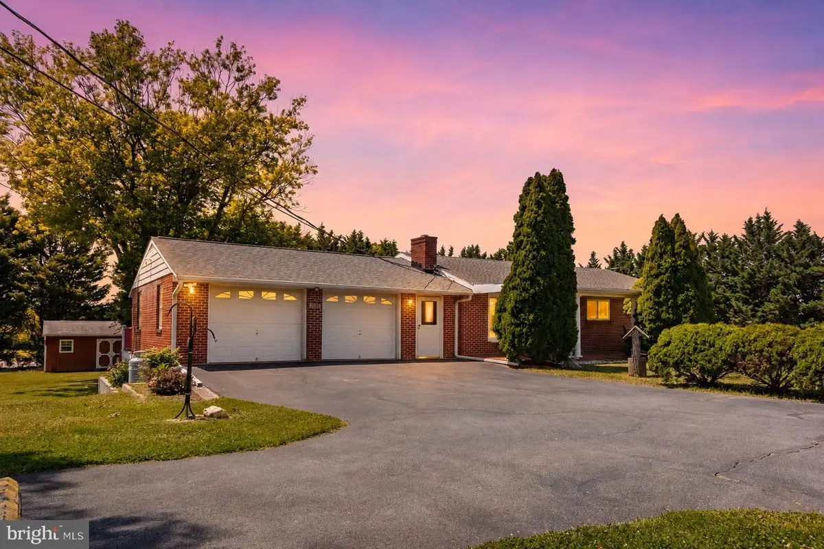 8418 Mapleville Rd, Boonsboro, MD 21713 - #1