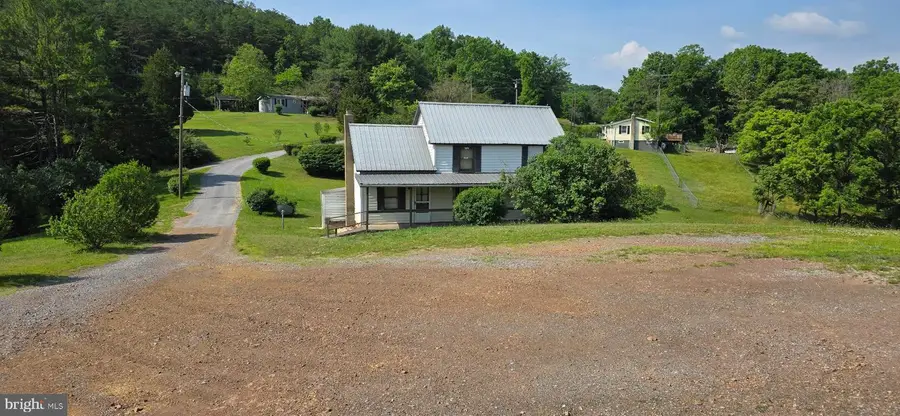 9000 Corner Rd, Hancock, MD 21750 - #2