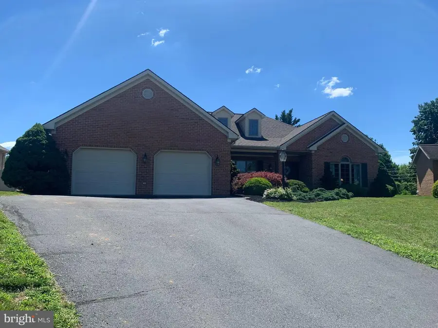 19009 Rock Maple Dr, Hagerstown, MD 21742 - #2