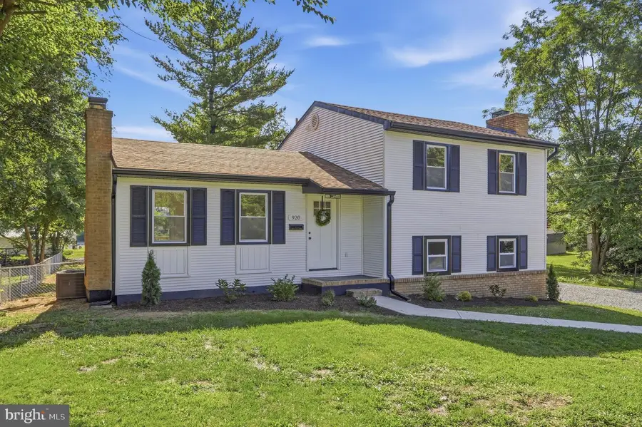 920 Linwood Rd, Hagerstown, MD 21740 - #3