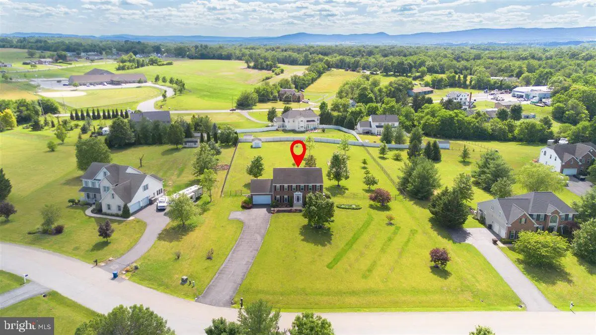 17015 Bivens Ln, Hagerstown, MD 21740 - #1