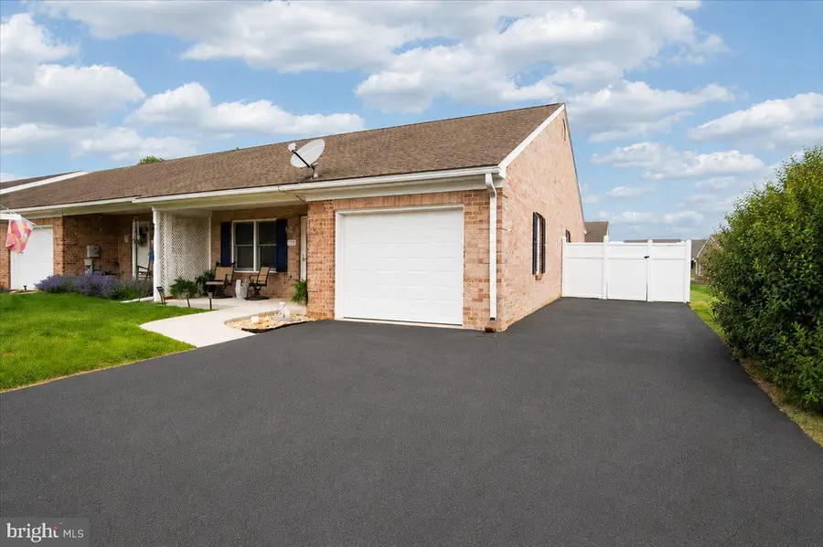 720 Naples Dr, Hagerstown, MD 21740 - #2