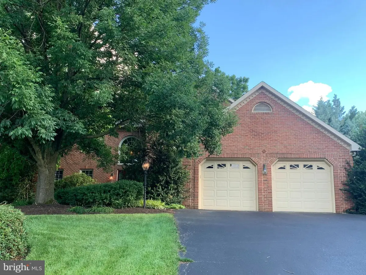20119 Teakwood Dr, Hagerstown, MD 21742 - #1