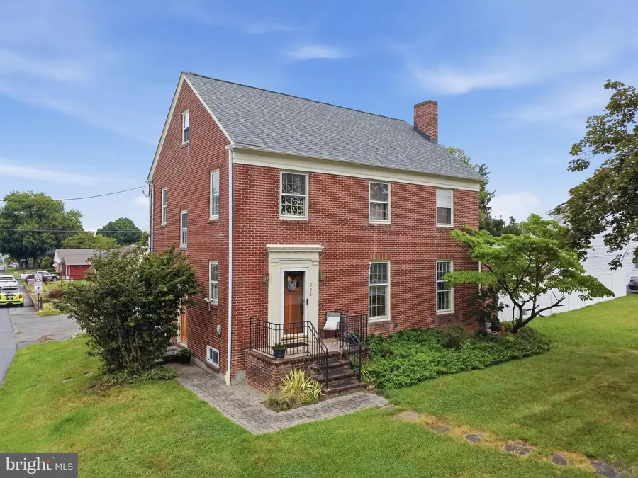 235 E Potomac St, Williamsport, MD 21795 - #2