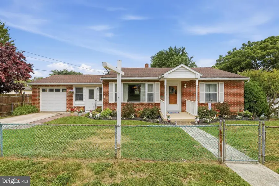 14 Poplar St E, Funkstown, MD 21734 - #2