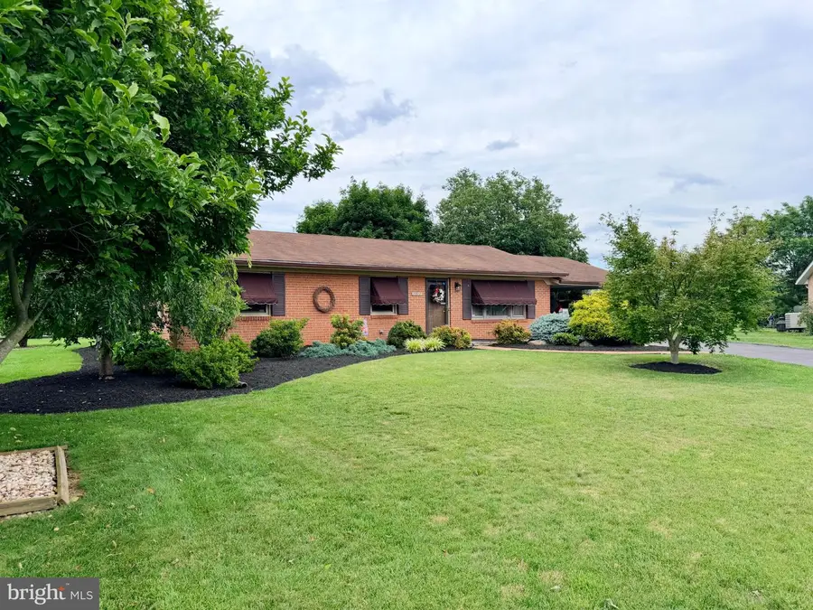 11917 Comanche Dr, Smithsburg, MD 21783 - #2