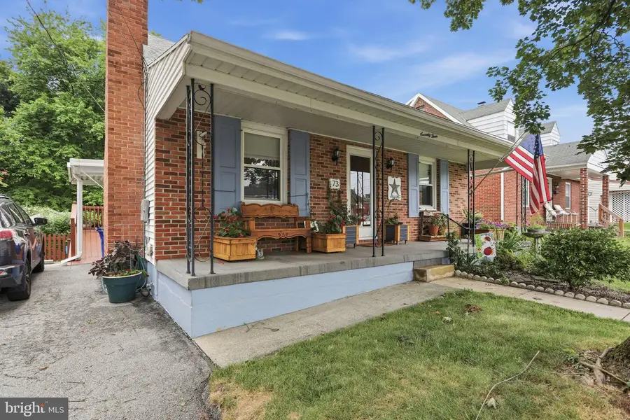 73 Devonshire Rd, Hagerstown, MD 21740 - #3
