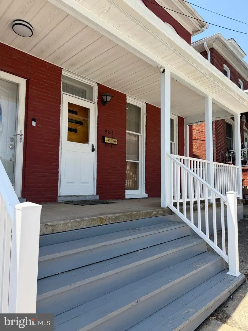 903 W Washington St, Hagerstown, MD 21740 - #1