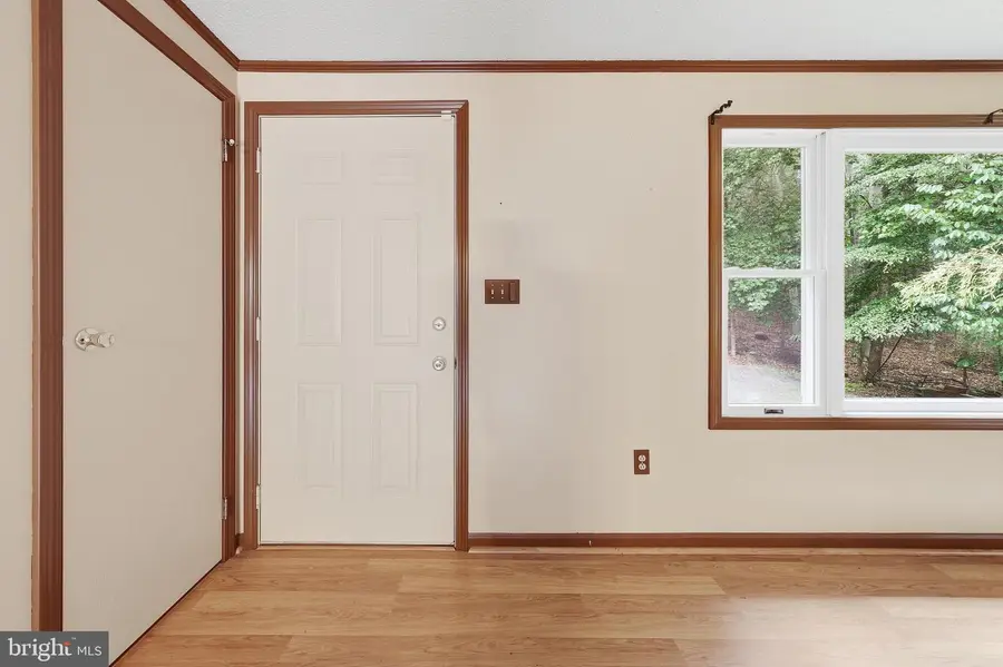 1335 Brown Rd, Knoxville, MD 21758 - #2