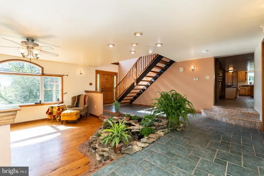 2806 Harpers Ferry Rd, Sharpsburg, MD 21782 - #2