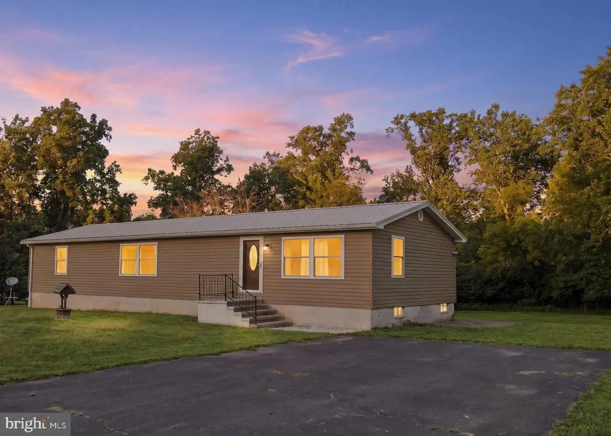 22314 Pondsville Rd, Smithsburg, MD 21783 - #1