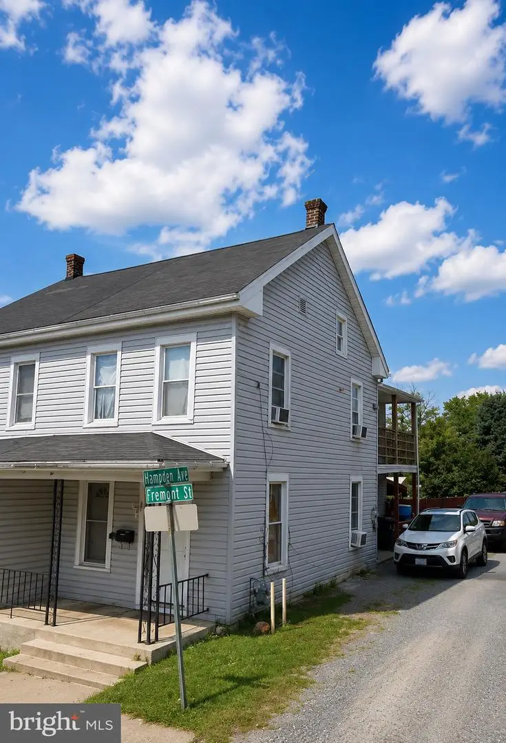 418 Freemont St, Hagerstown, MD 21740 - #1