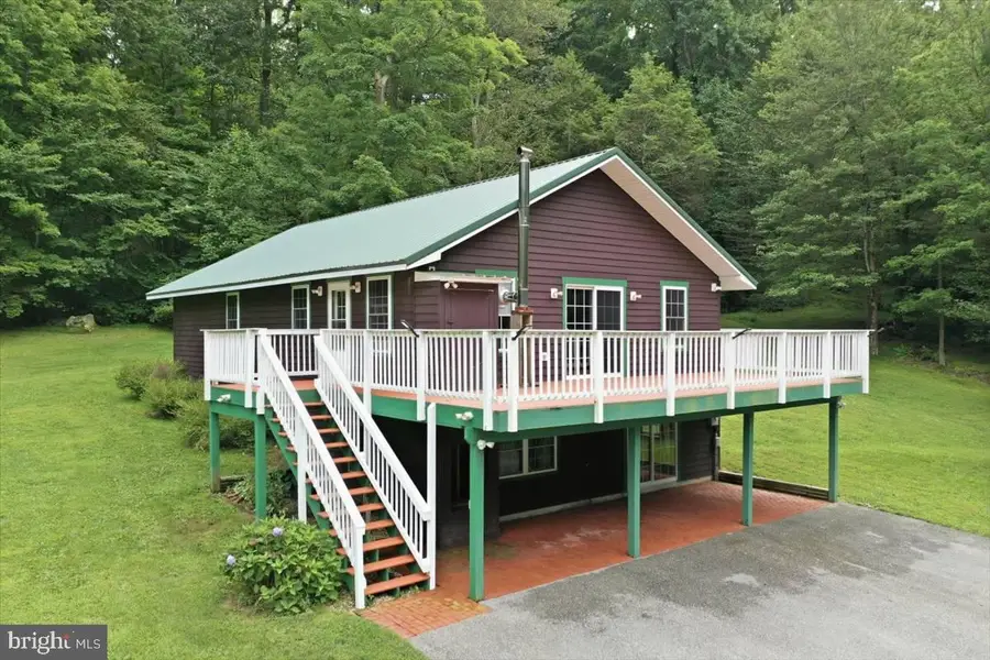 24105 Raven Rock Rd, Smithsburg, MD 21783 - #2