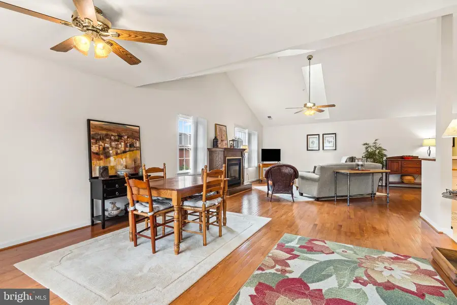 121 Chantilly Ct, Hagerstown, MD 21740 - #3
