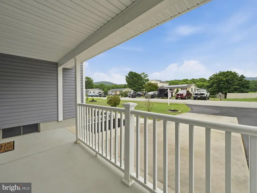 206 Weldon Dr, Boonsboro, MD 21713 - #3