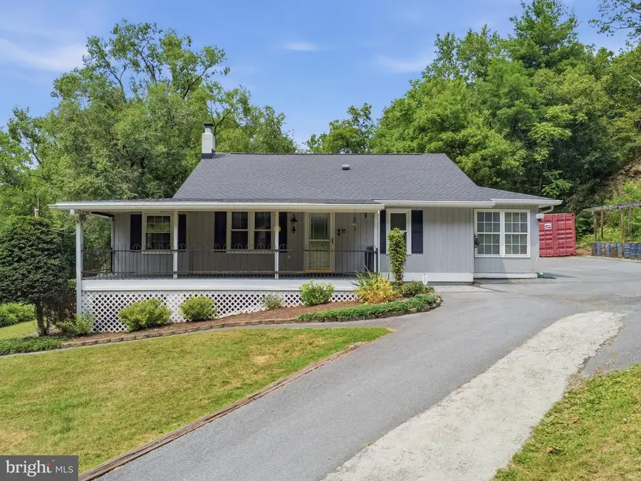 11733 Snug Harbor Ln, Williamsport, MD 21795 - #2