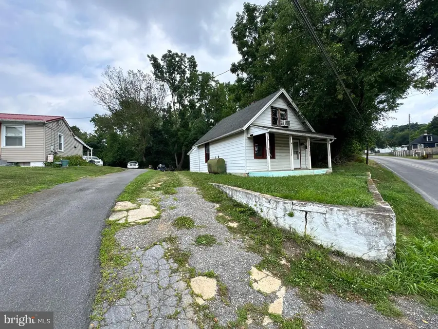 19624 Old Forge Rd, Hagerstown, MD 21742 - #2