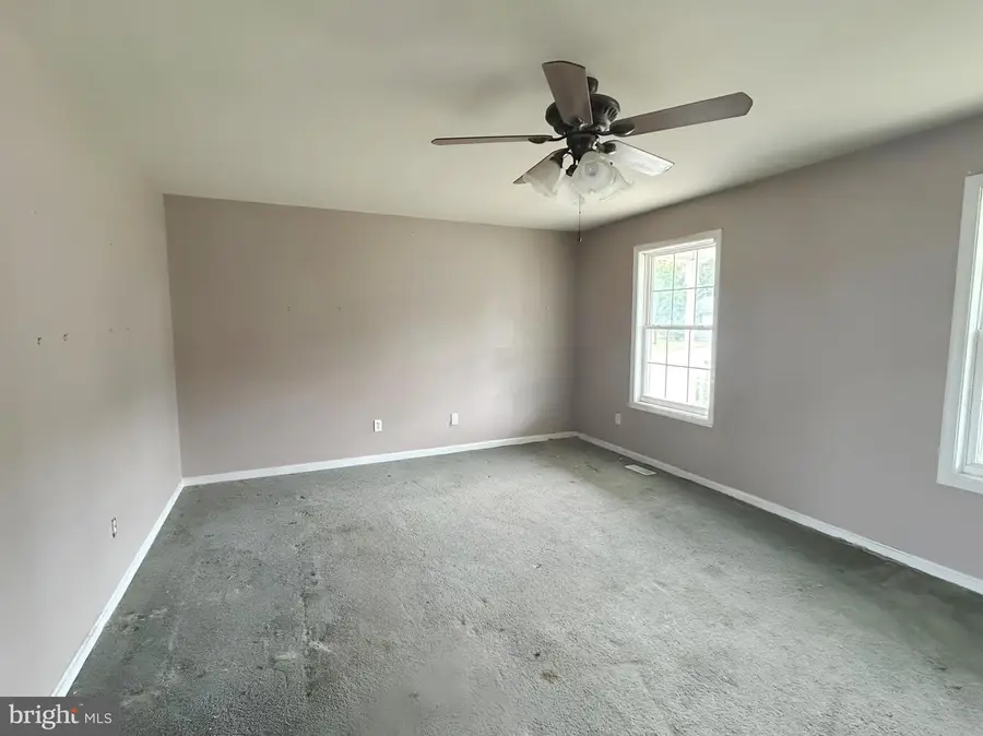 957 Kasinof Ave, Hagerstown, MD 21742 - #3