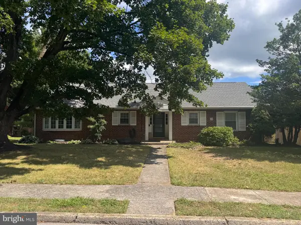 222 Potomac Hts, HAGERSTOWN, MD 21742