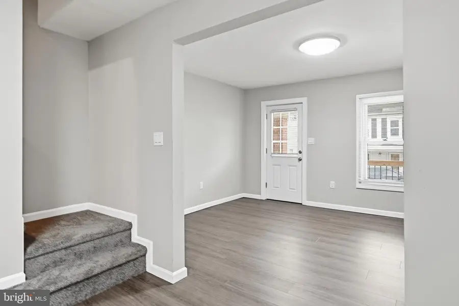 812 Dale St, Hagerstown, MD 21740 - #3