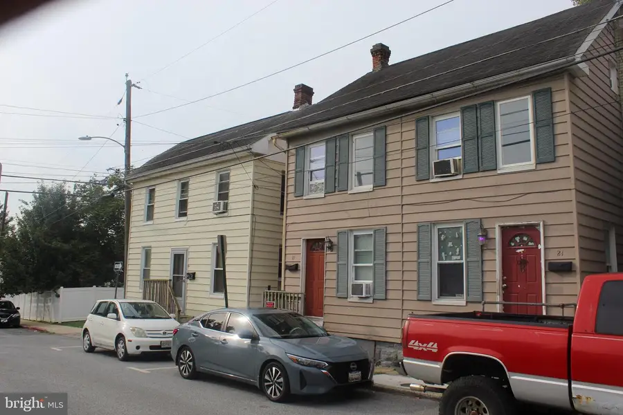 19 Garlinger Ave, Hagerstown, MD 21740 - #2