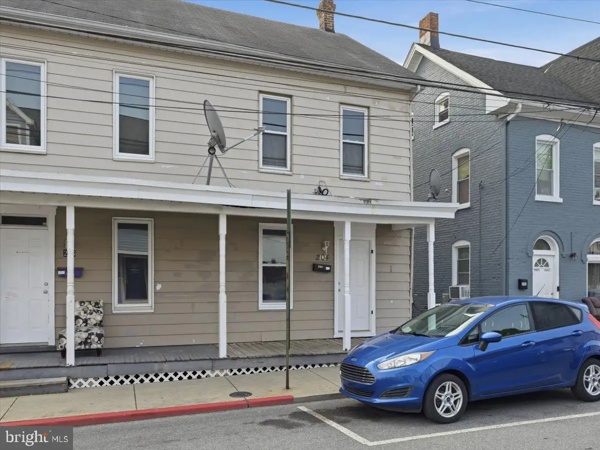 204 N Cannon Ave, Hagerstown, MD 21740 - #1