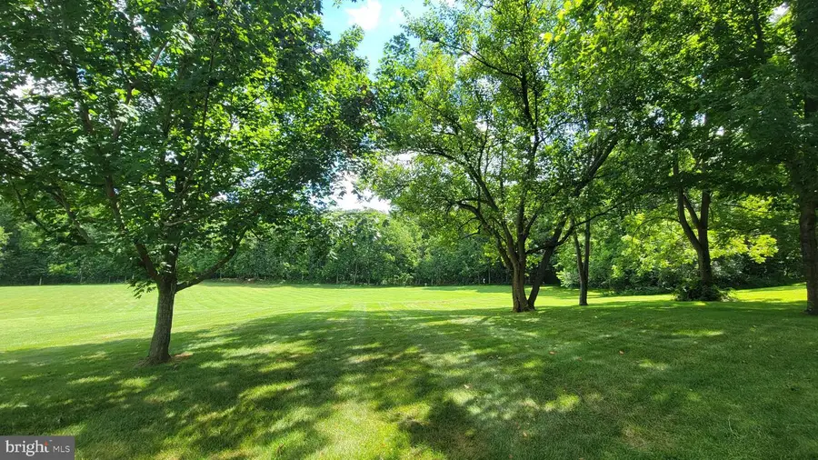 1954 Londontowne Dr, Hagerstown, MD 21740 - #2