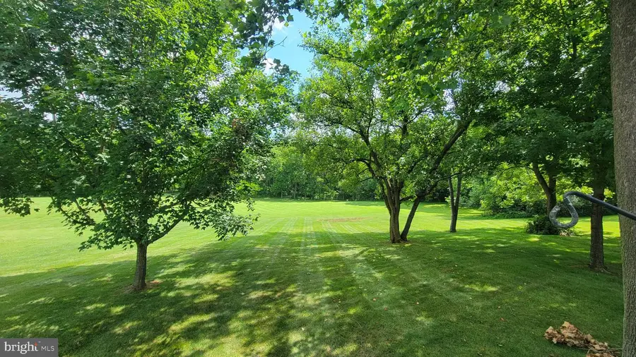 1954 Londontowne Dr, Hagerstown, MD 21740 - #3