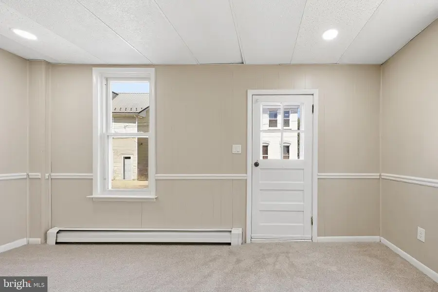 354 N Cannon Ave, Hagerstown, MD 21740 - #2