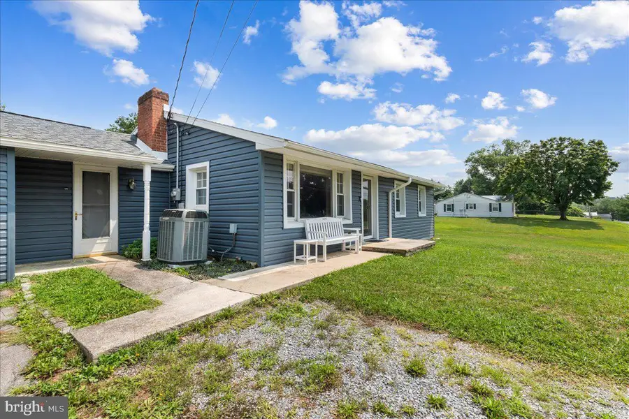 12331 Walnut Pt W, Hagerstown, MD 21740 - #2
